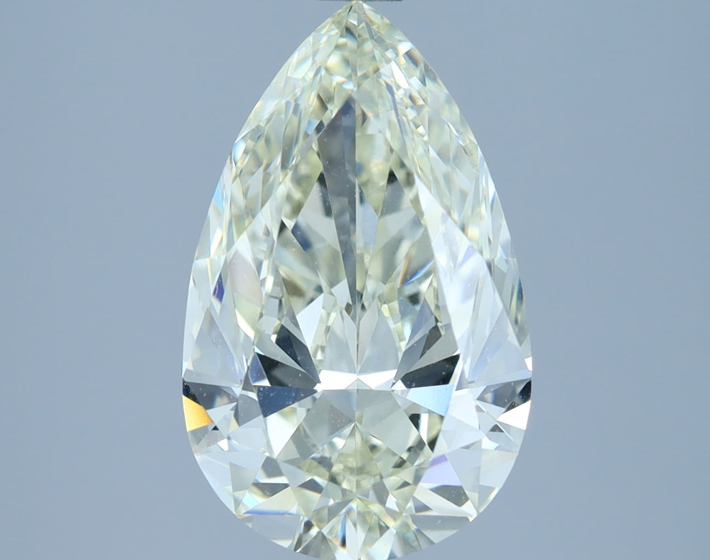 2.5 ct Pear, M VS1