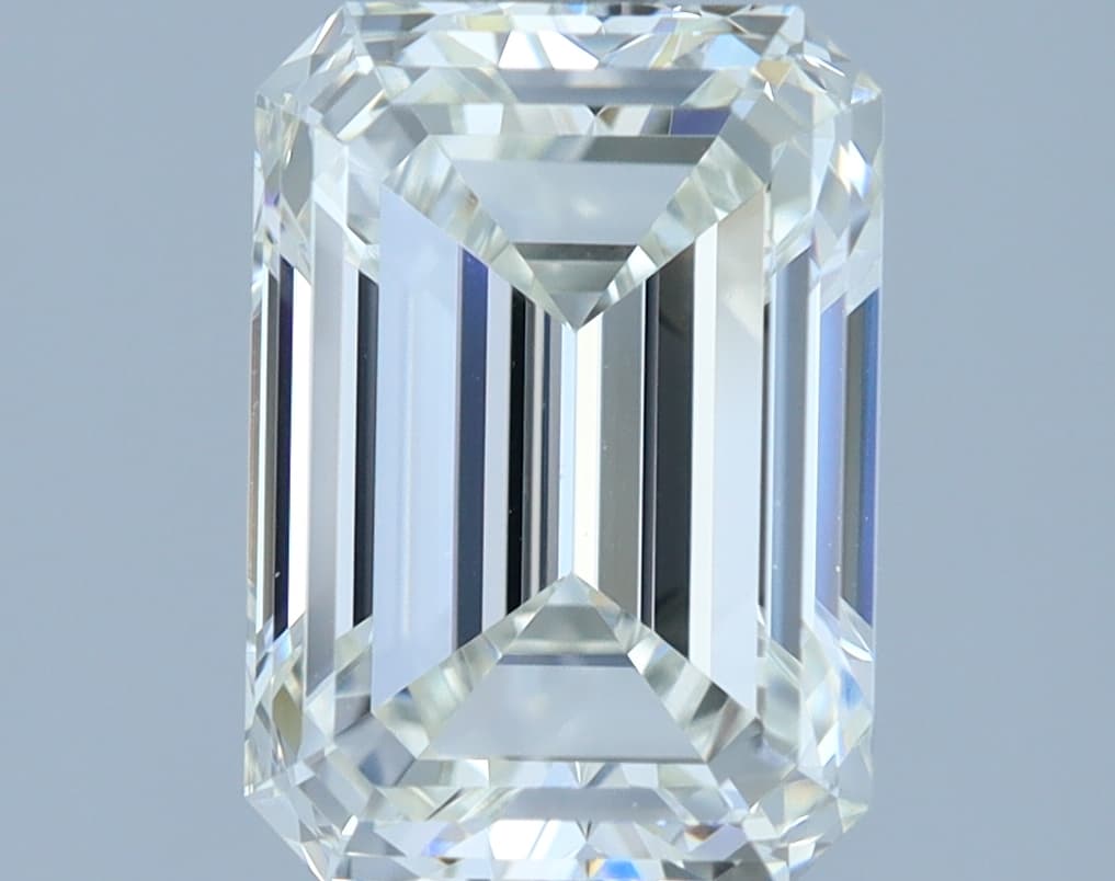 2.01 ct Emerald, J VS2