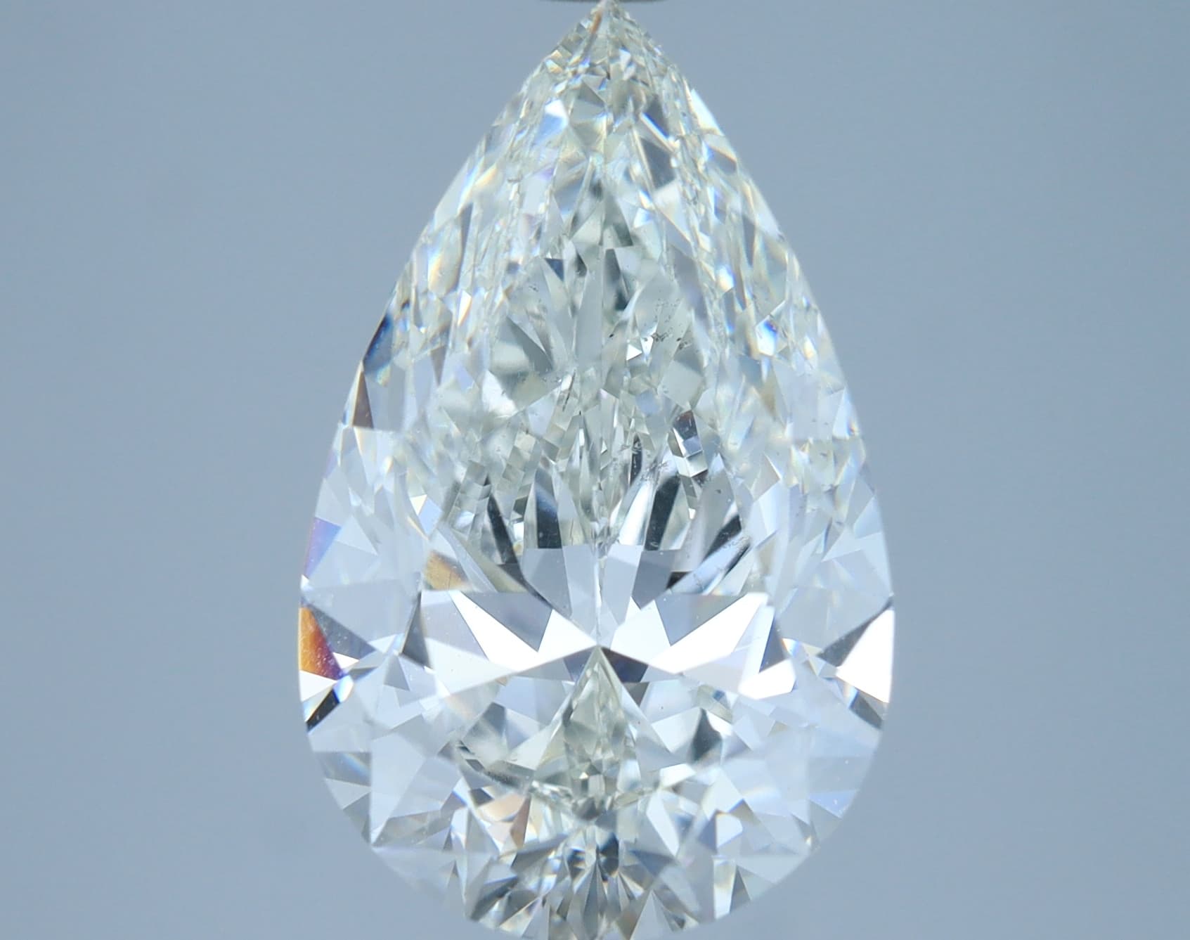 4.05 ct Pear, G VS2