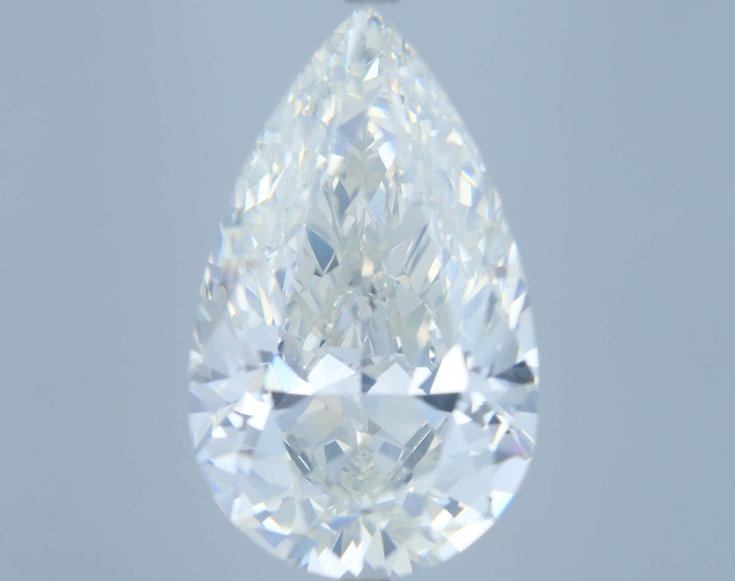 10.15 ct Pear, H SI2