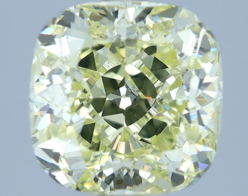 2.8 ct Cushion, Fancy Light Yellow VS2