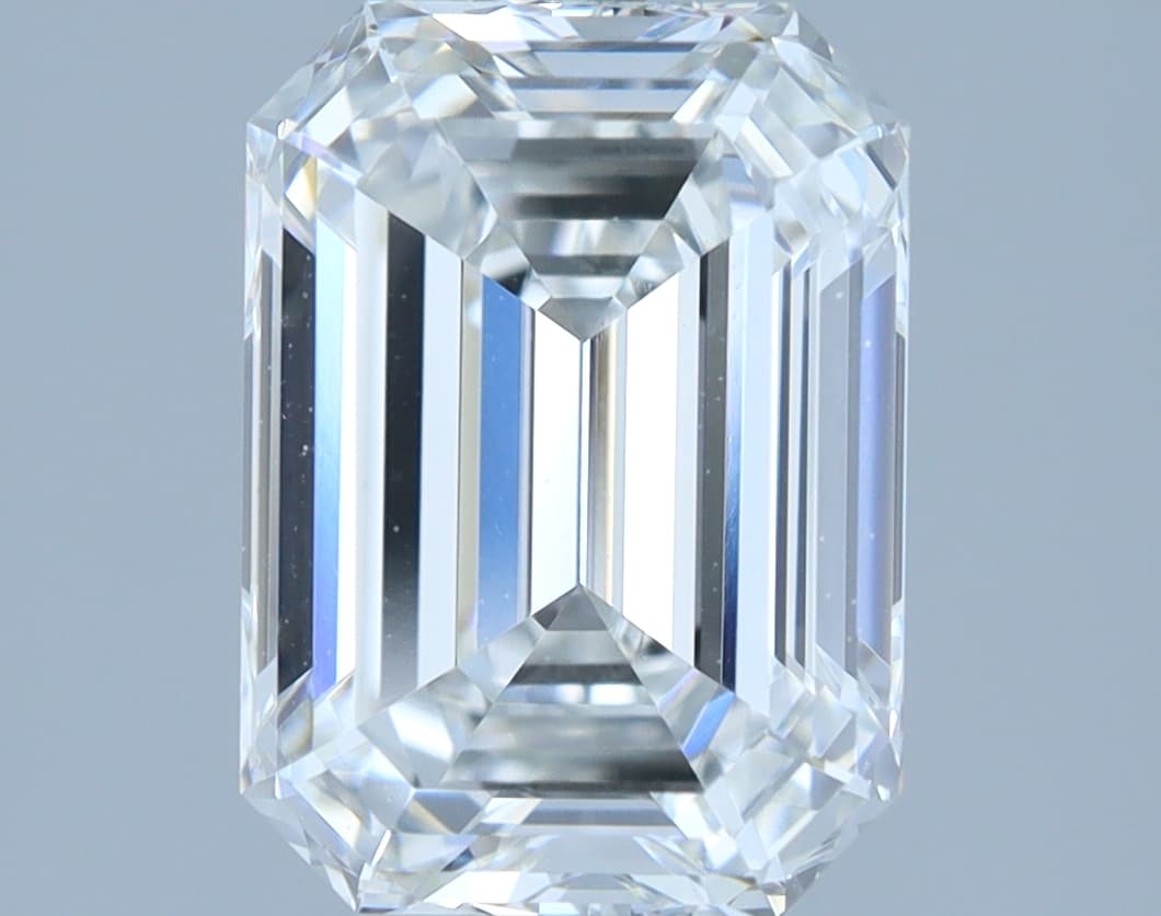 2.04 ct Emerald, F VS1