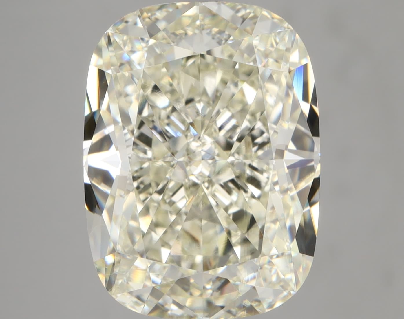 5.02 ct Cushion, M VS1